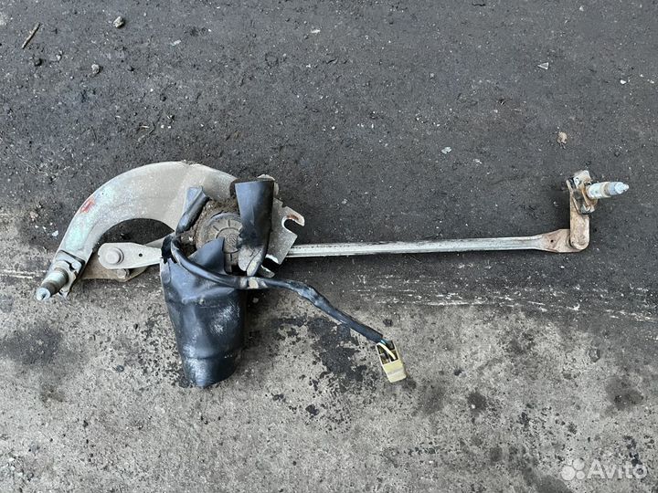 Трапиция дворников ваз 2107