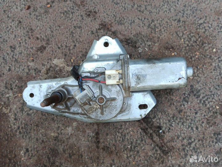 Мотор заднего дворника мазда демио DY3W