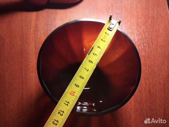 Вазочка.Конфетница и др. Йодовое стекло,ссср