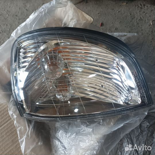 Поворотник-габарит LC100