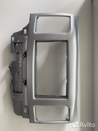 Продам рамку на магнитолу лансер 10