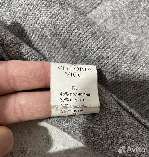 Джемпер женский р 46 Vittoria Vicci