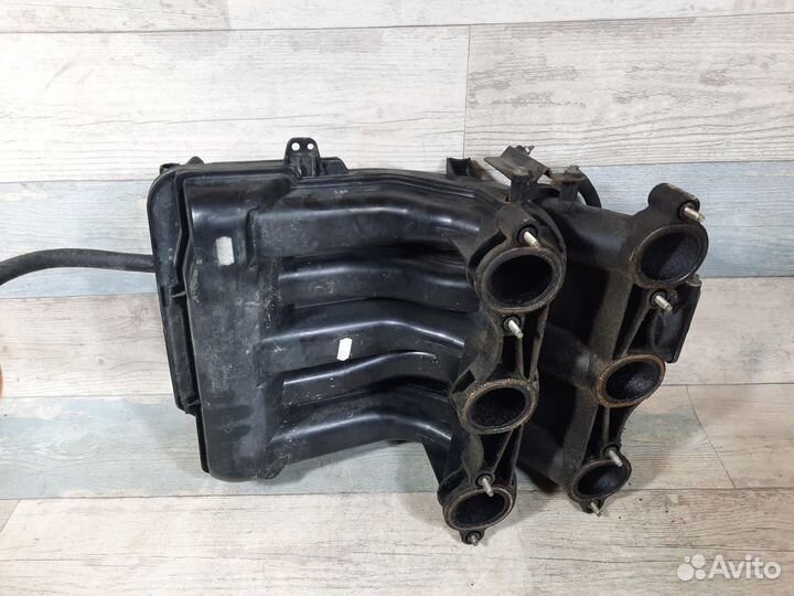 Впускной коллектор Ford Explorer 4.0 V6