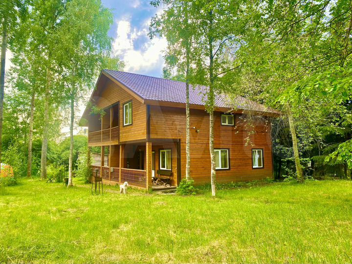 Коттедж 180 м² на участке 12,3 сот.