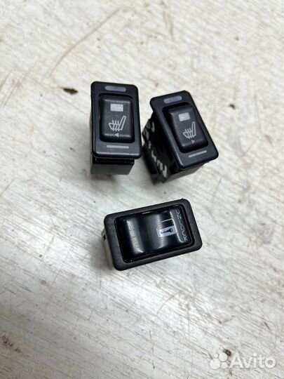 Кнопки подогрева люка зеркал Primera p12