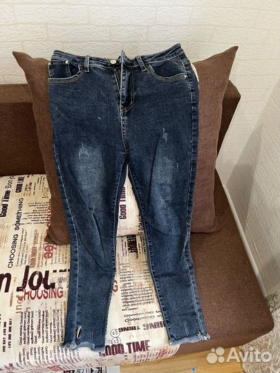 Джинсы