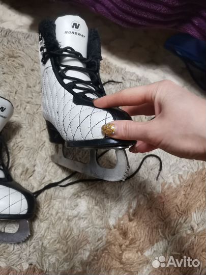 Коньки фигурные