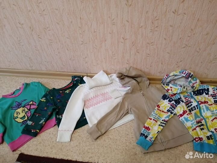 Пакет детских вещей на девочку