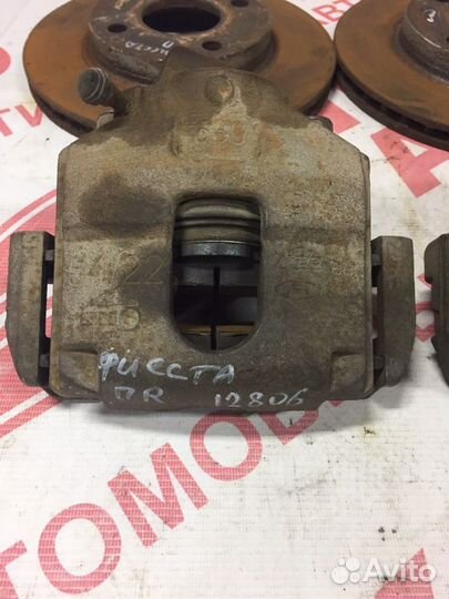 Суппорта диски тормозные Ford Fiesta mk5