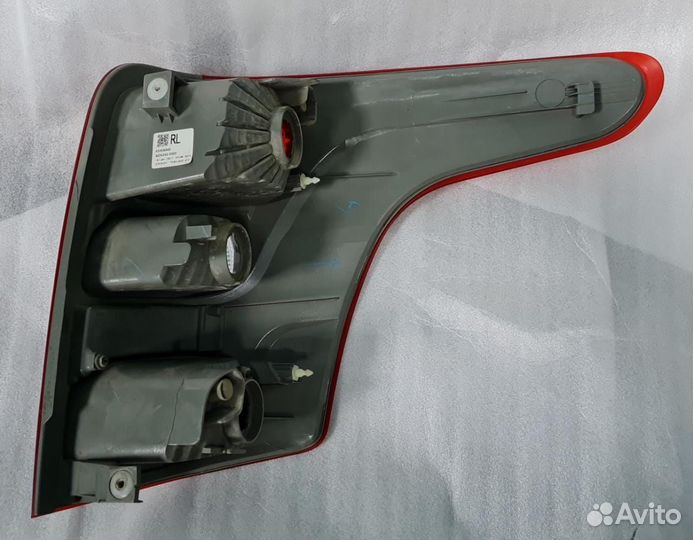 Фонарь задний mitsubishi L200 2015