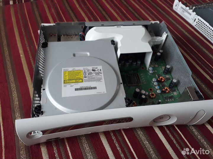 Xbox 360 на запчасти