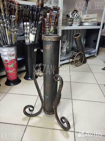 Кованая подставка для шампуров