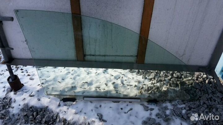 Стекло левое переднее Toyota Mark X 12x