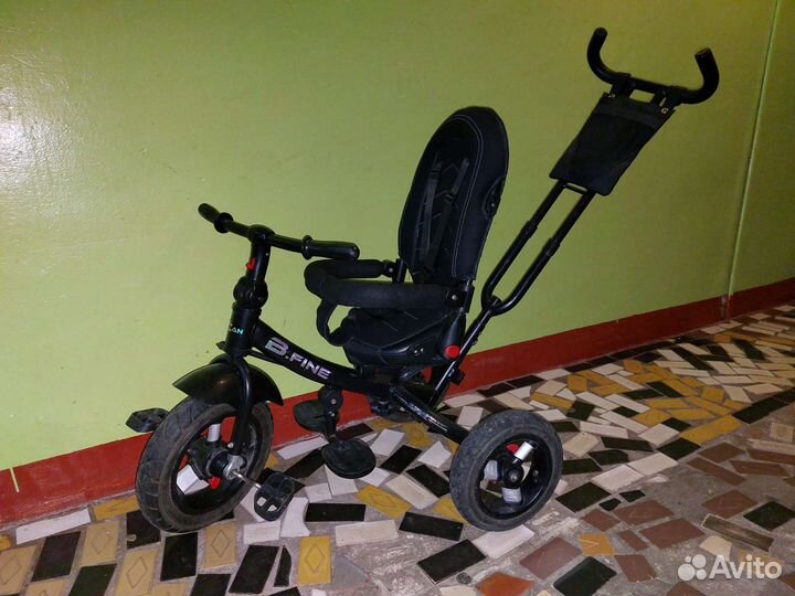 Детский трёхколёсный велосипед