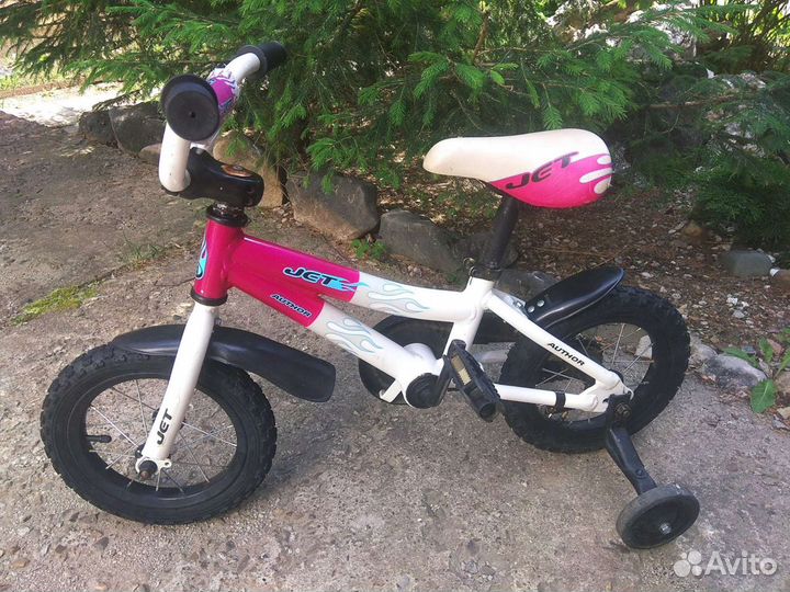 Author Jet (Чехия)