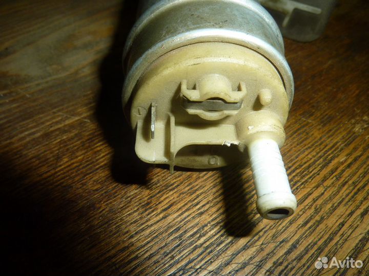 BMW насос топливный 993784007