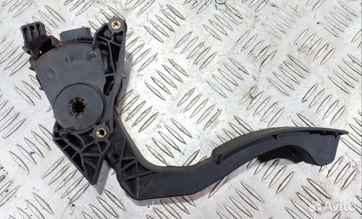 Педаль газа LADA Largus фургон 11189 2017