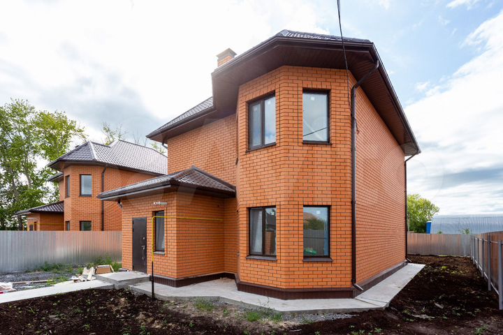 Дом 138 м² на участке 6,5 сот.