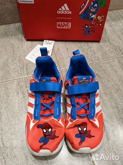 Кроссовки adidas super hero