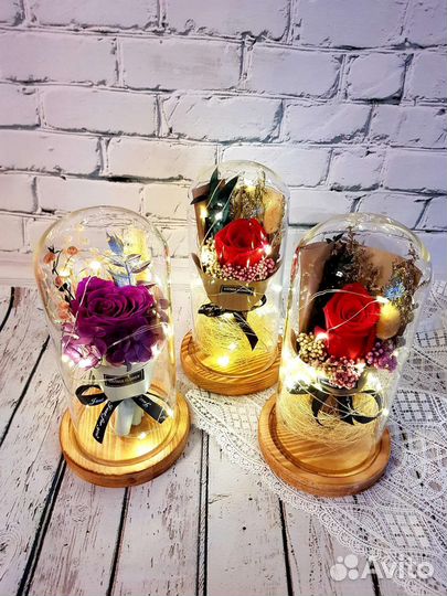 Вечная роза в колбе