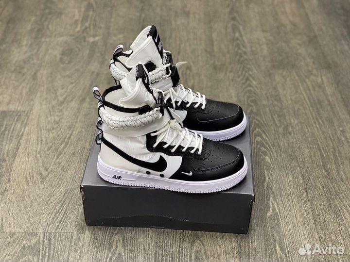 Кроссовки Nike SF Air Force 1 Black White (41-45)