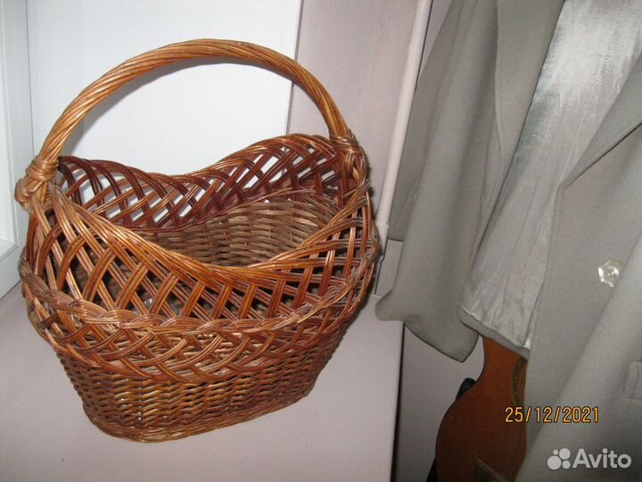 Корзина, корзинка с розами, интерьер