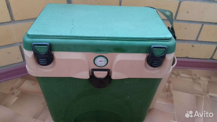 Ящик для зимней рыбалки