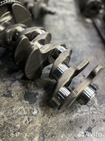 Коленвал VW Audi 1.8 VAG GEN.2 CDA CDH