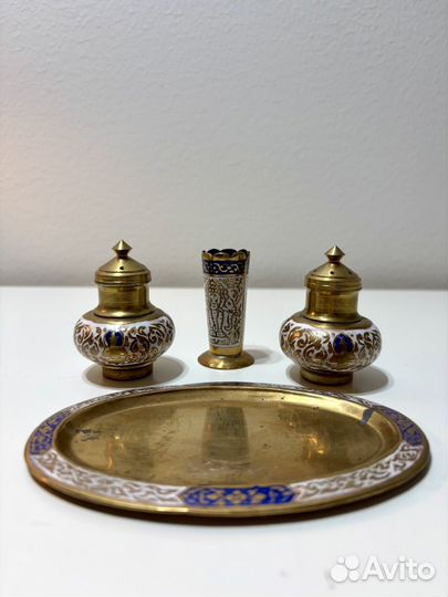 Набор солонка и перечница латунь винтаж