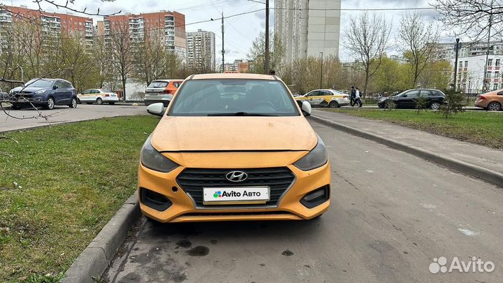 Hyundai Solaris 1.4 AT, 2018, 300 000 км