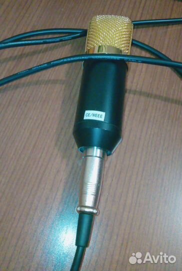 Микрофон конденсаторный