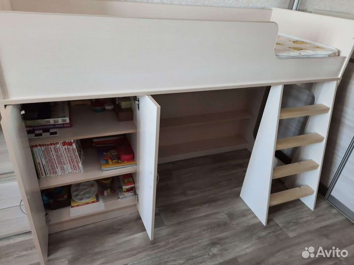 Детская кровать чердак