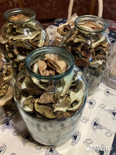 Сушеные белые грибы, грибная мука(порошок)