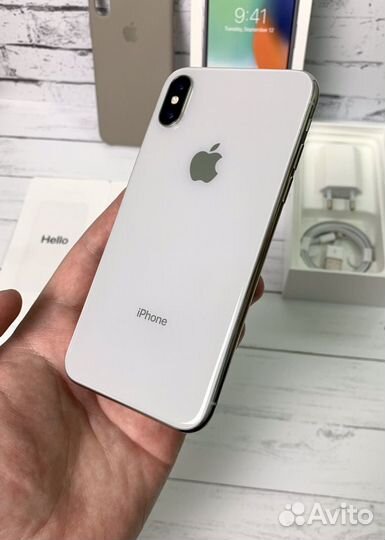 iPhone X, 64 ГБ