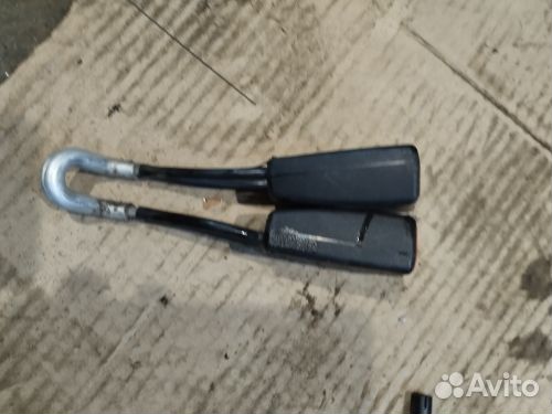 Ремень безопасности задний застежка Шкода Октавия