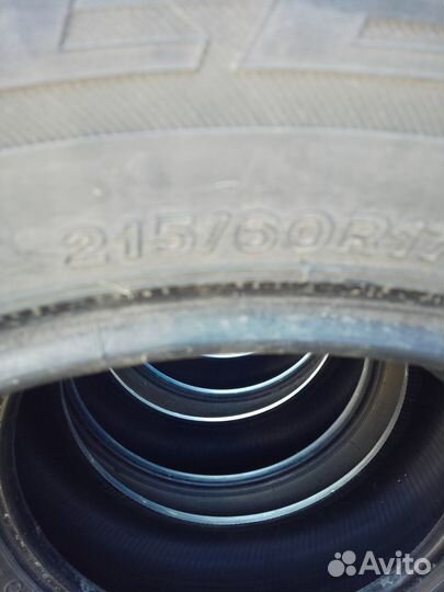Bridgestone Dueler H/P 215/60 R17