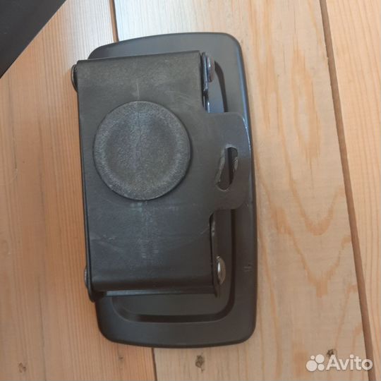 Кронштейн для телевизора на стену