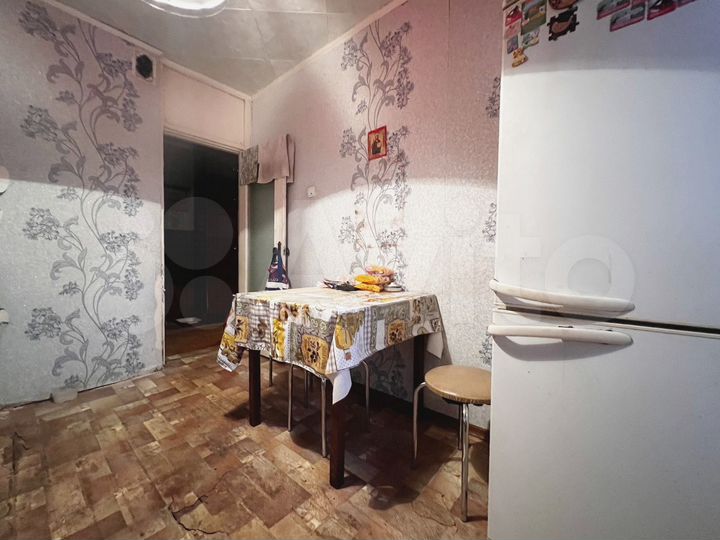 4-к. квартира, 77,2 м², 1/9 эт.