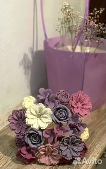 Сладкий подарок девушке