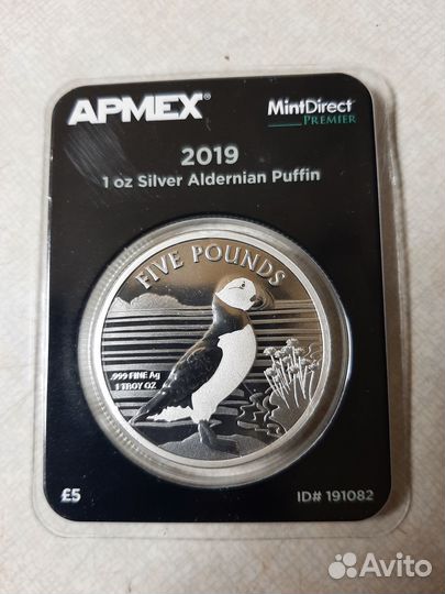 Серебреная монета Великобритании