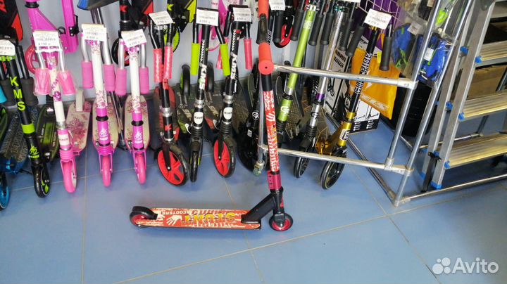 Самокат трюковый ZA-104 Stunt 110мм красный