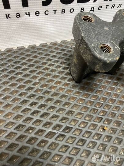 Кронштейн рессоры Volvo FH13 1629744