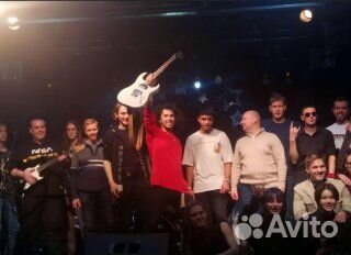 Урок игры на гитаре