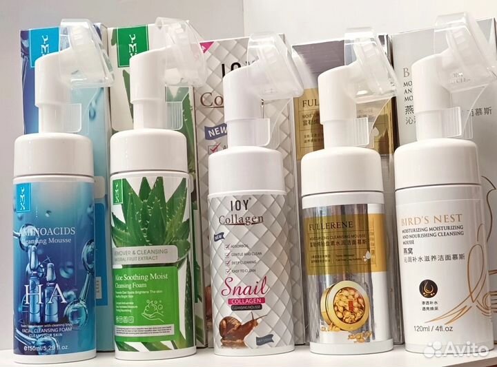 Пенка для умывания с массажной щеткой