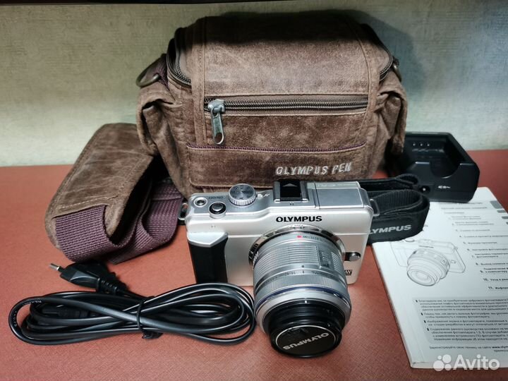 Компактный фотоаппарат olympus E-PL1