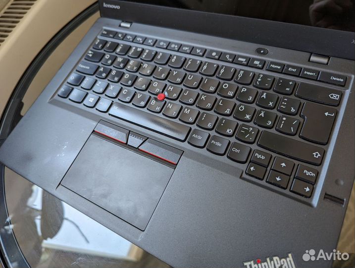 Ноутбук Lenovo ThinkPad x1 Carbon gen 3 (i5/8/256)