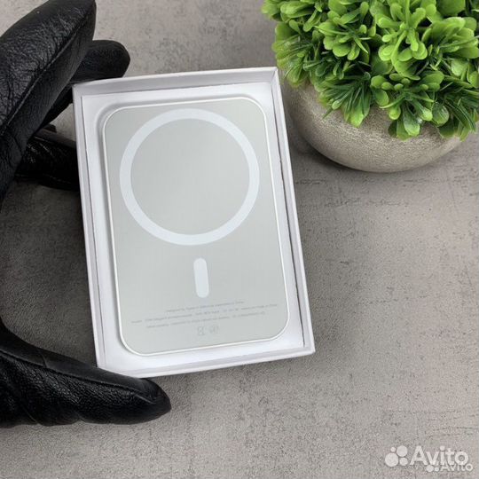 iPhone battery pack magsafe