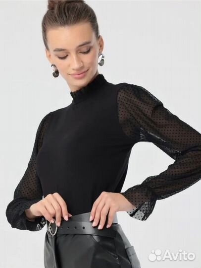 Женская легкая кофточка