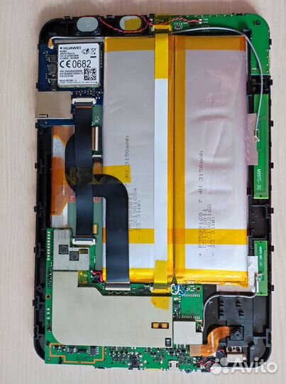 Планшет Bliss pad R9020 требует ремонта, на з/ч