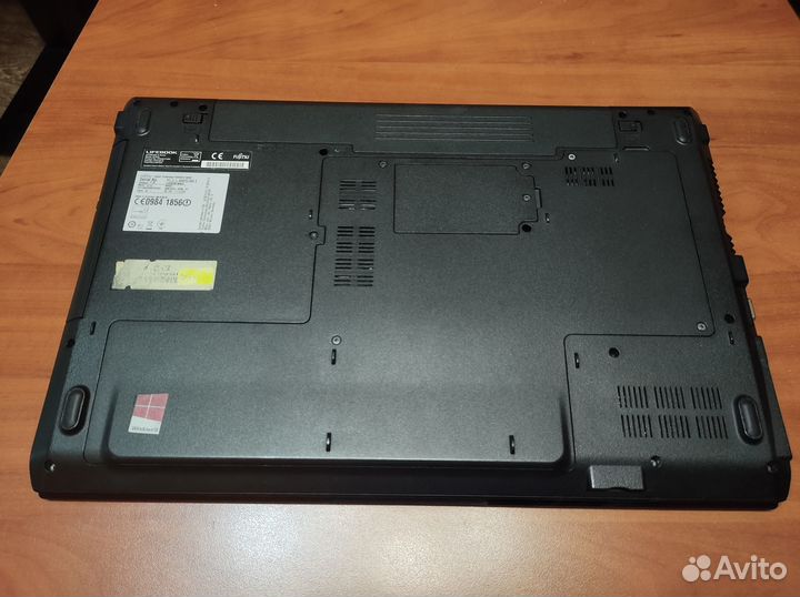 Ноутбук Fujitsu LifeBook NH532 17.3